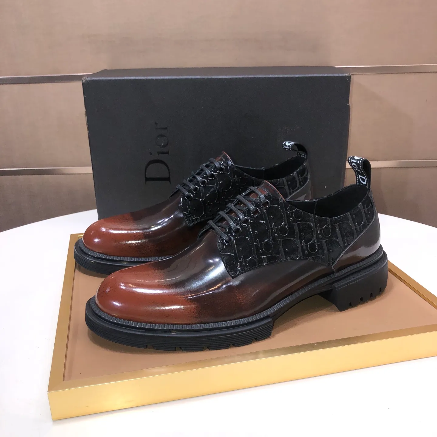 Men's shoes 💰720💰[Dior] (water-dyed cowhide lining) Dior original 1:1 high-quality factory, imported original materials, imported raw cowhide, water-dyed cowhide lining, original TPU outsole, code number: 38-44 (45 customized)